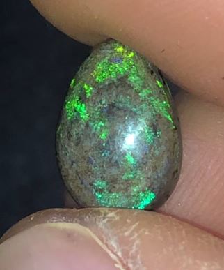 Bright green matrix opal