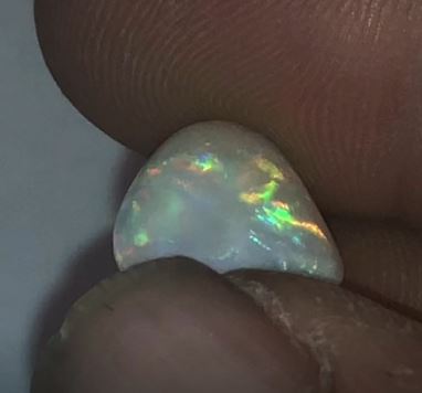 Multicolour triangular Coober Pedy opal