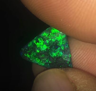 Spectacular green floral patterned Andamooka matrix opal